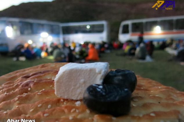 همایش افطاری کوهنوردان اهری در ارتفاعات ییلاقی رشته کوه گویجه بل