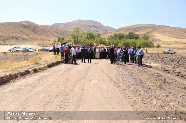 افتتاح ۱۵۰ کیلومتر جاده بین مزارع در روستاهای اهر