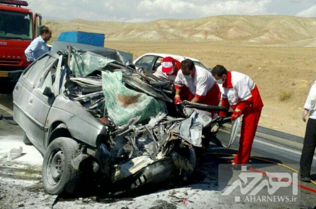 تصادف زنجیره ای ۵ خودرو در جاده اهر – تبریز با ۱ کشته