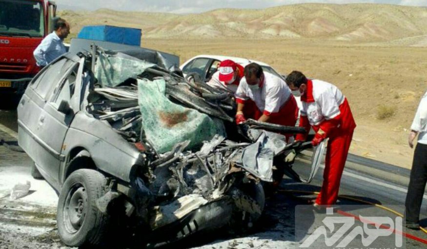 تصادف زنجیره ای ۵ خودرو در جاده اهر – تبریز با ۱ کشته