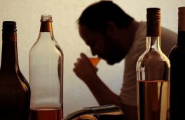 مسمومیت ۲۳۰ نفر و مرگ ۲۰ نفر بر اثر مصرف الکل در آذربایجان شرقی / بیشترین تعداد مراجعان از تبریز و اهر هستند