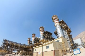 نیروگاه سیکل ترکیبی هریس تا پایان امسال وارد شبکه توزیع برق می ‌شود