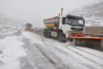 کولاک در گردنه ‌های برف گیر آذربایجان شرقی