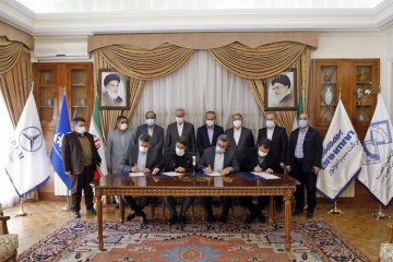 فعالان صنعت خودرو در آذربایجان شرقی تفاهم ‌نامه همکاری امضا کردند