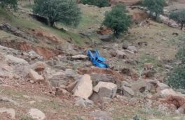 سقوط نیسان به دره در هوراند ۲ کشته بر جا گذاشت