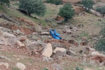 سقوط نیسان به دره در هوراند ۲ کشته بر جا گذاشت