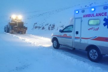 نجات ۴ مادر باردار از برف و کولاک در اهر