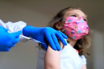 آغاز واکسیناسیون کرونا برای سنین ۵ تا ۱۱ سال با رضایت والدین در سراسر کشور