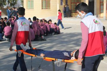 برگزاری بیست و پنجمین مانور زلزله در مدارس آذربایجان شرقی